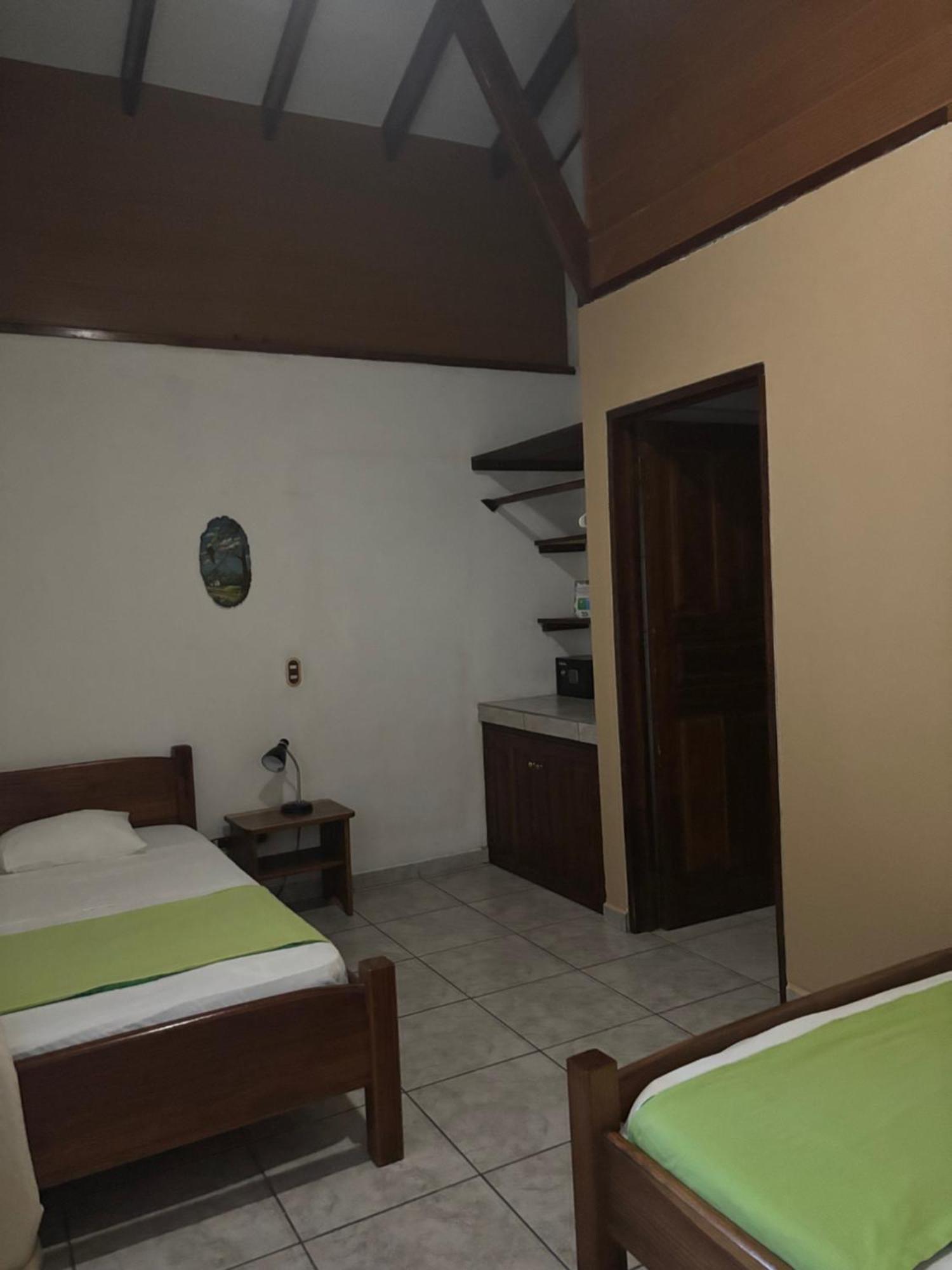 Hotel Suizo Loco Lodge & Resort Кауита Экстерьер фото